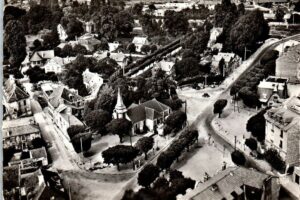 CP ed LaPie vue aerienne Centre ville 1955