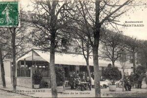 Bertrand Place-de-la-Mairie-avant 1914